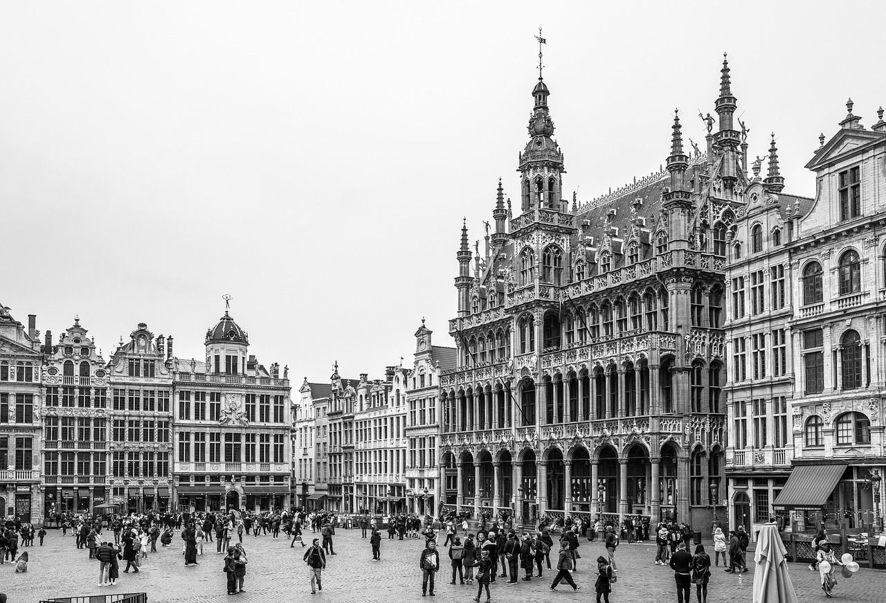 découvrez l'importance du capital humain dans les entreprises modernes. explorez comment le développement des compétences, la gestion des talents et la culture d'entreprise peuvent contribuer à la performance et à la compétitivité des organisations.