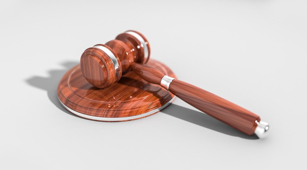 découvrez la justice transformatrice : une approche centrée sur la réparation des torts, la responsabilisation et la transformation des relations, pour une société plus juste et inclusive.