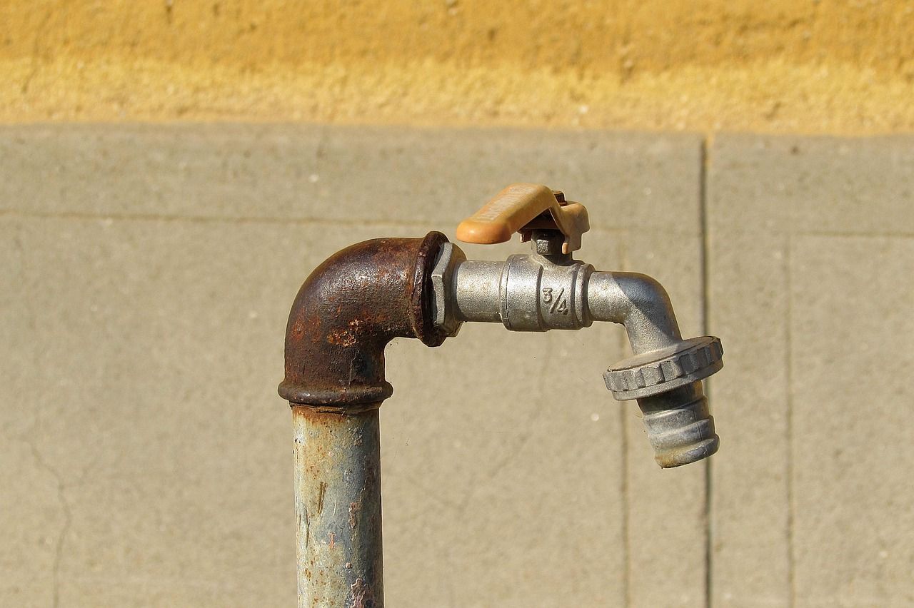 découvrez les meilleures pratiques de gestion de l'eau pour optimiser l'utilisation, préserver les ressources et assurer un approvisionnement durable.